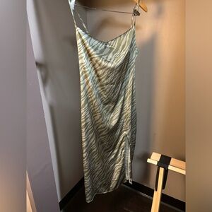 Two-Tone Long Green Zebra Dress with Slit